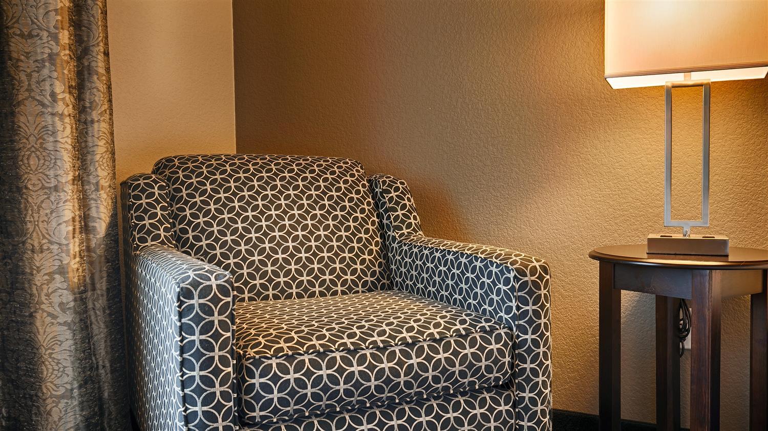 Best Western Plus Austin Airport Inn & Suites Dış mekan fotoğraf