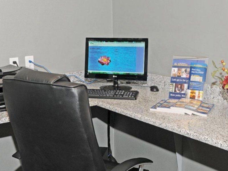 Best Western Plus Austin Airport Inn & Suites Dış mekan fotoğraf